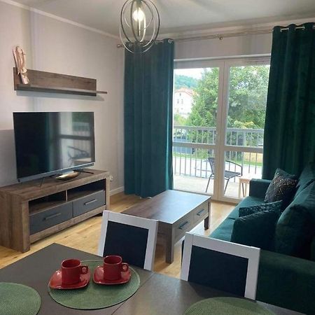 Apartament Odpoczynek Lägenhet Ustrzyki Dolne Exteriör bild