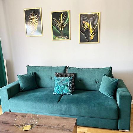 Apartament Odpoczynek Lägenhet Ustrzyki Dolne Exteriör bild
