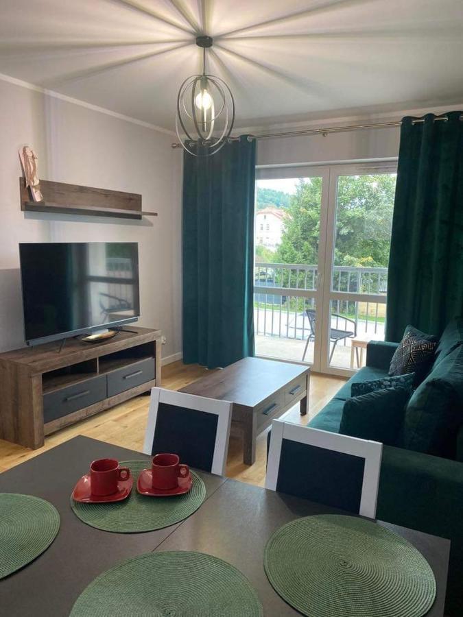Apartament Odpoczynek Lägenhet Ustrzyki Dolne Exteriör bild