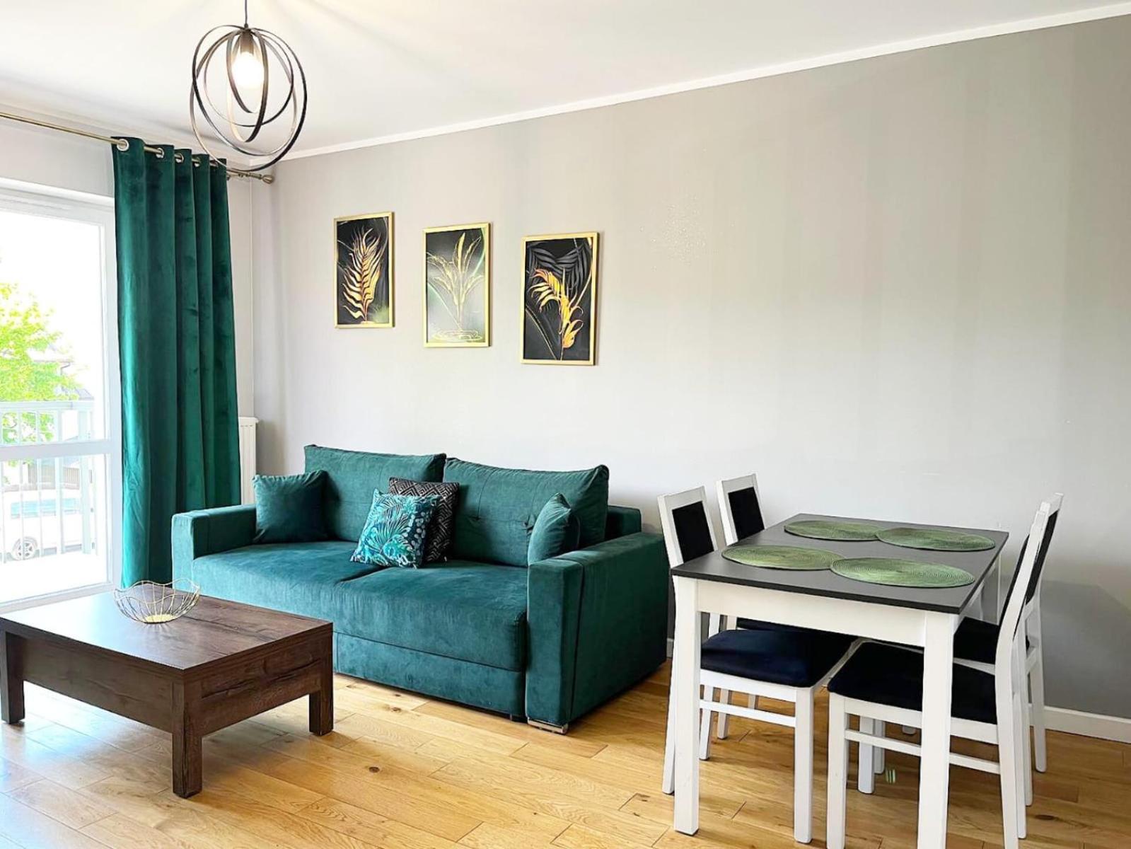 Apartament Odpoczynek Lägenhet Ustrzyki Dolne Exteriör bild